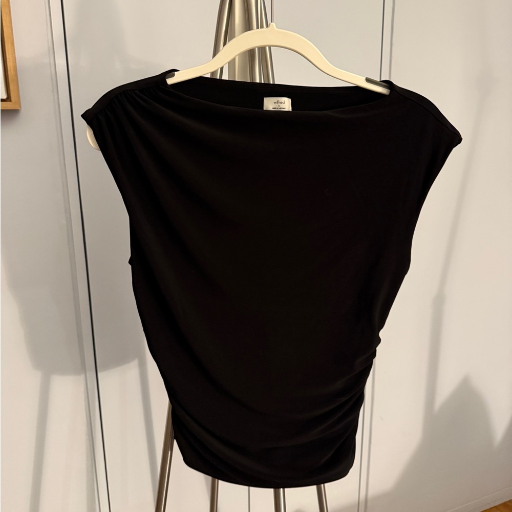 Aritzia Wilfred Black Smooth Matter Roxanne Top